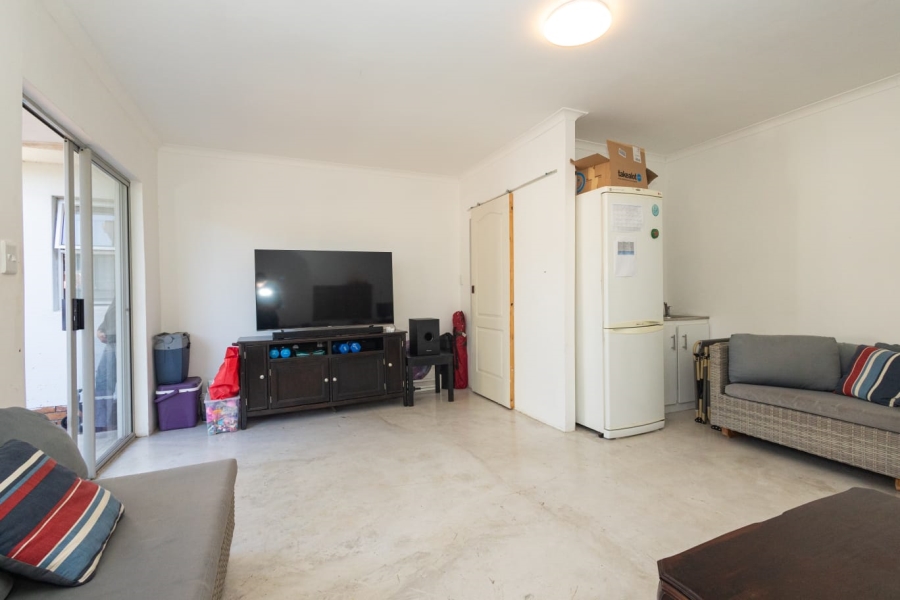 To Let 3 Bedroom Property for Rent in Fairfield Estate Western Cape